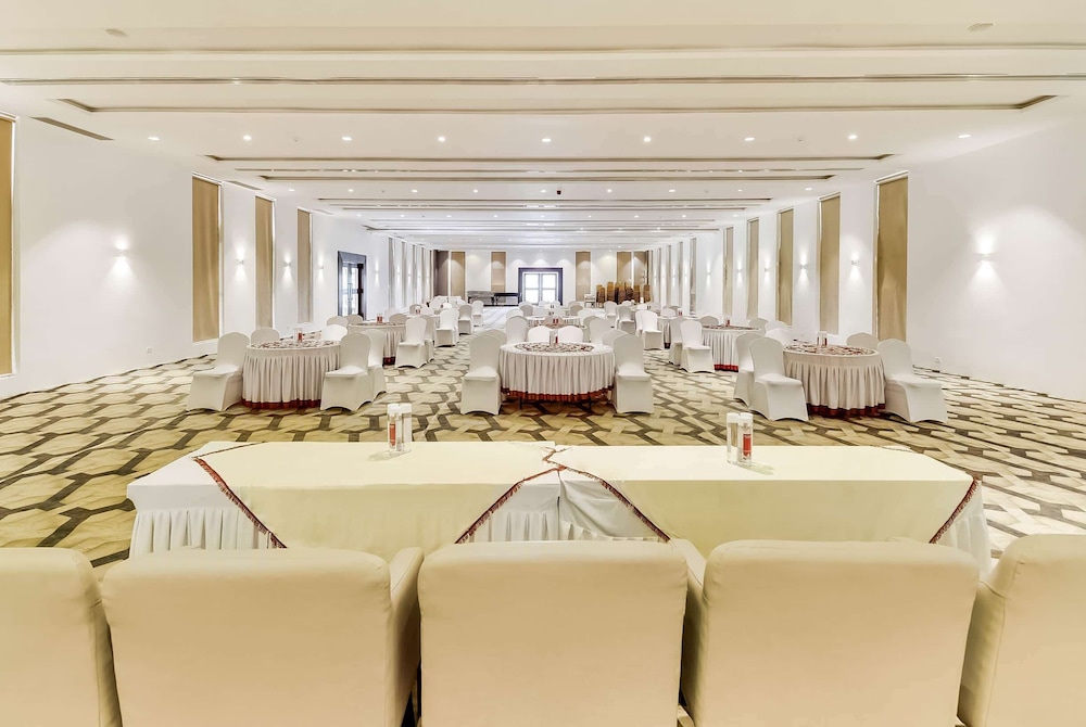 Ramada By Wyndham Bengaluru Yelahanka 49/66