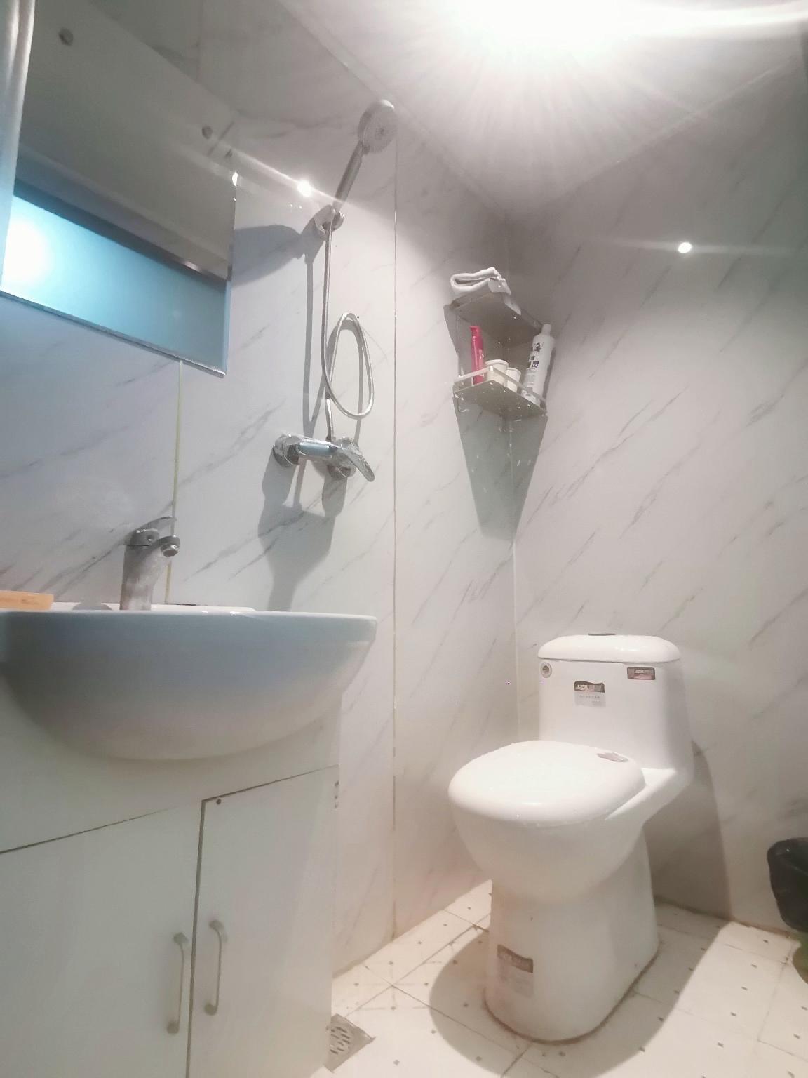 Yuyuan Hotel 35/43