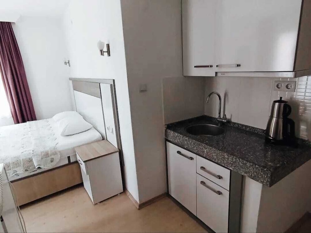 Parla Apart Otel 48/48