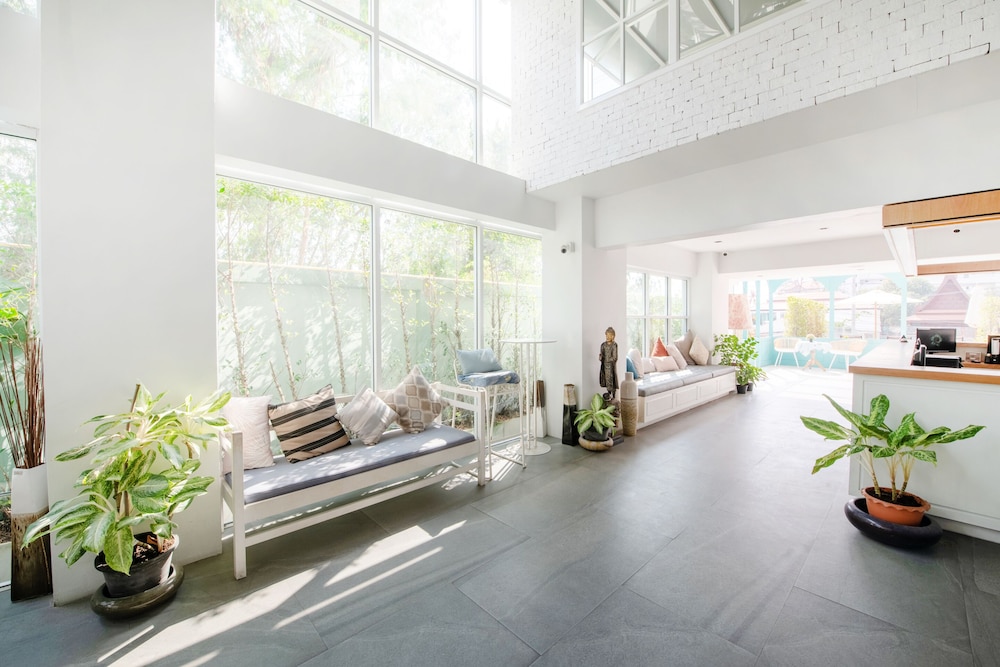 Capital O 631 Blooming Hill Boutique Suites 14/50