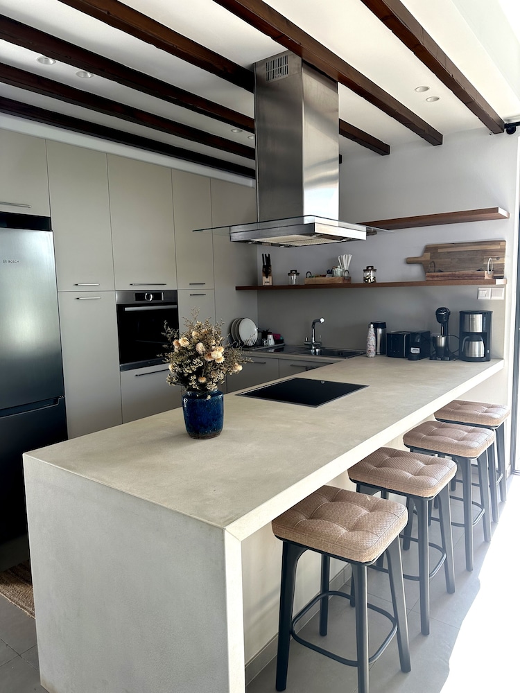 Lora Pearl Luxury Villa 59/66