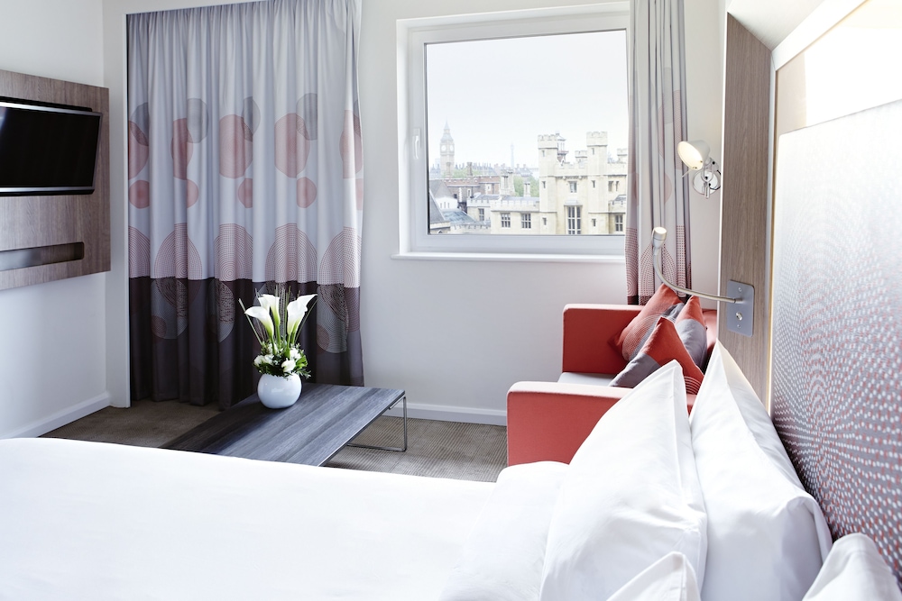 Novotel London Waterloo 35/73