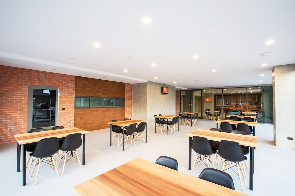 B2 Udon Boutique Budget Hotel 38/44