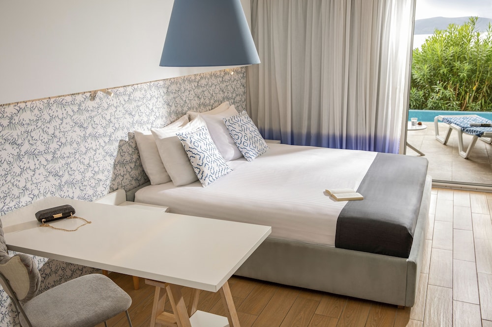 Swim Up, Standard, King Bed, Sea View