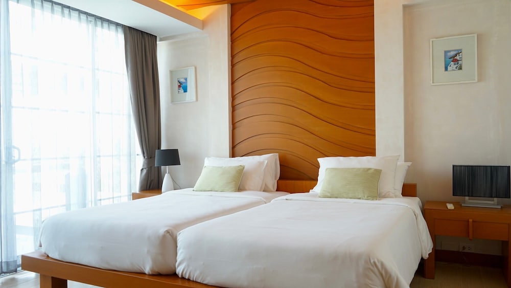 Supreme, Twin Beds, Sea View, Beach Zone