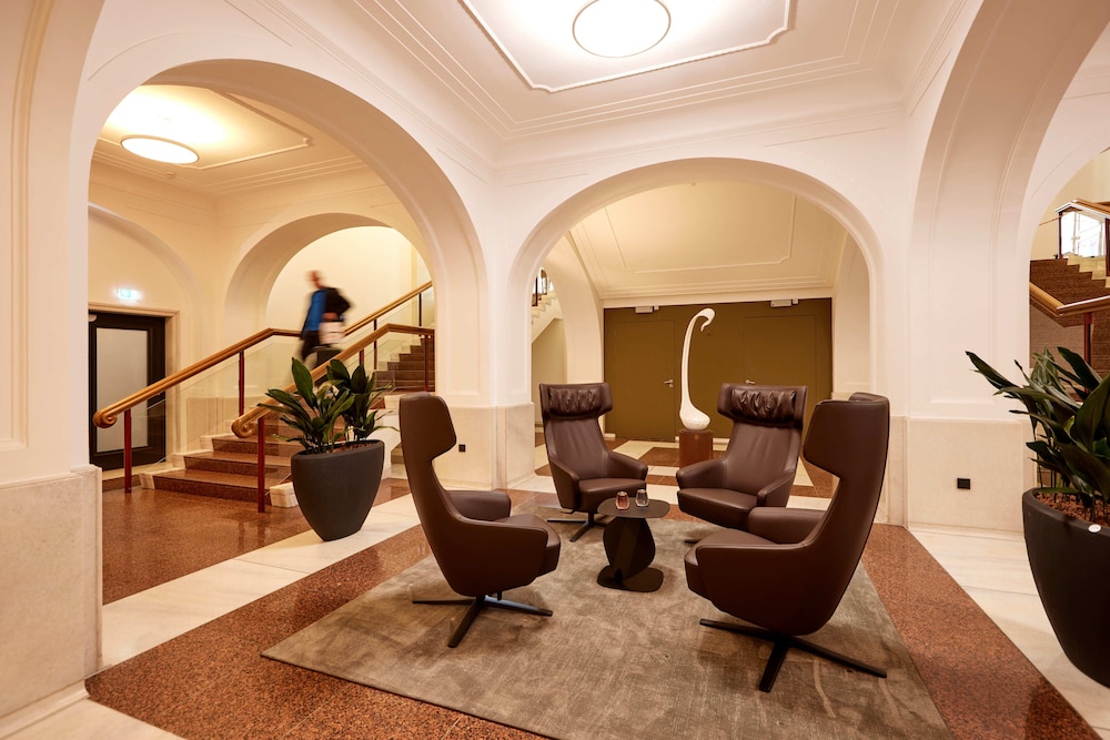 Kasino Hotel 25/42