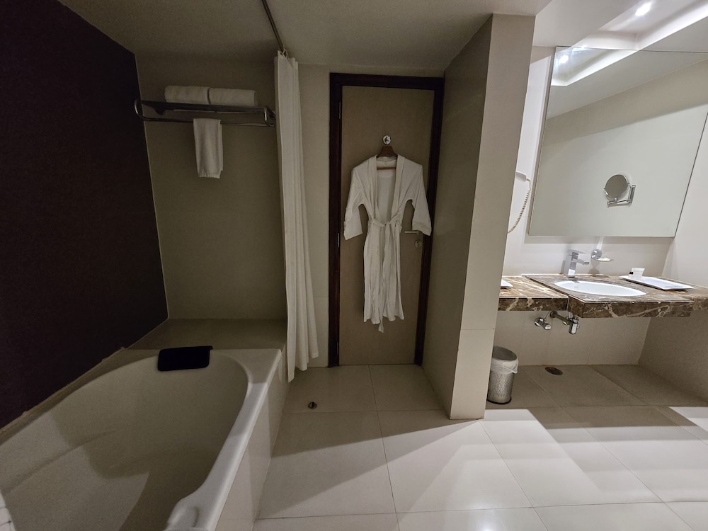 Hotel Daaysco Oley Allo 50/50