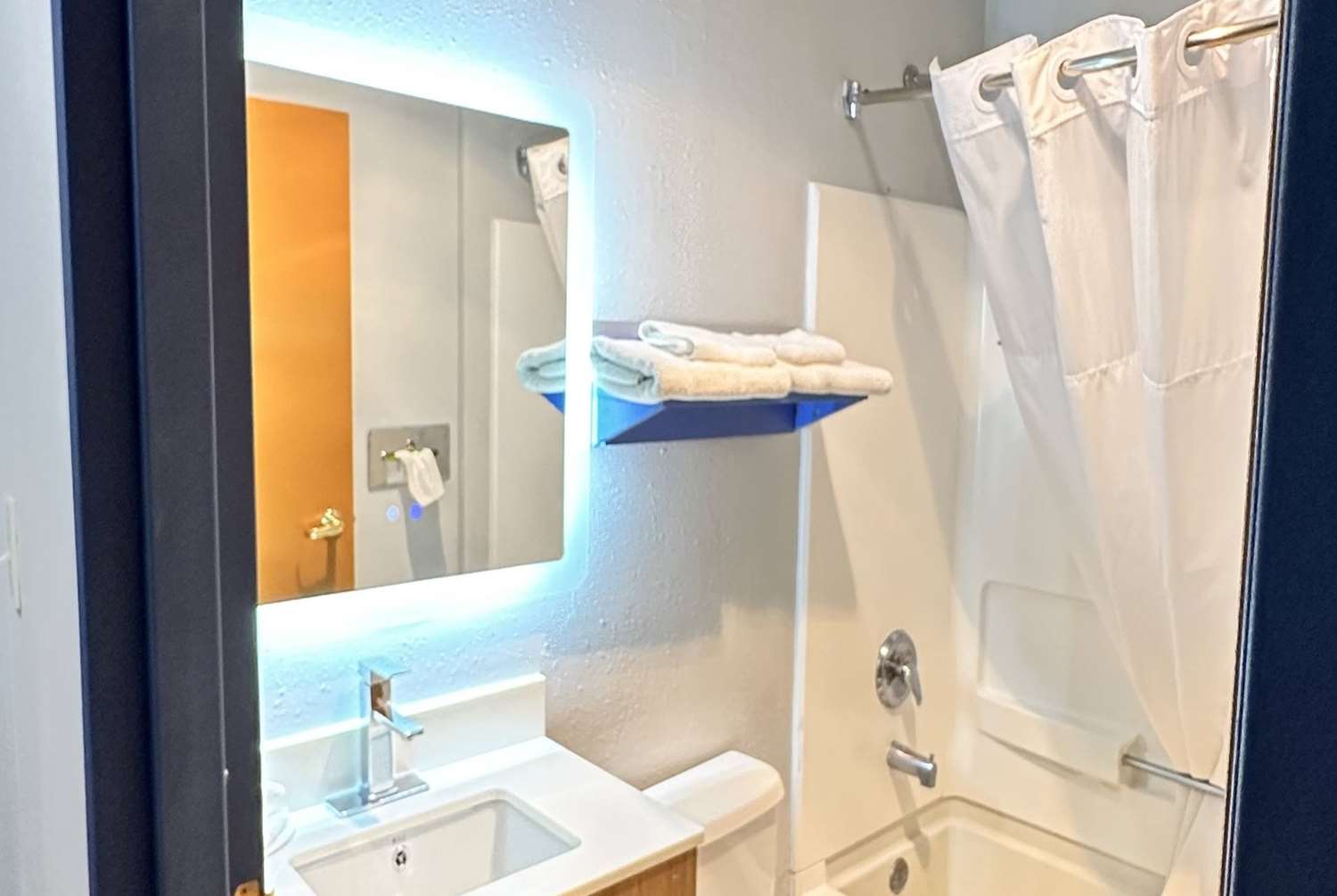 Microtel Inn Gallup 7/7