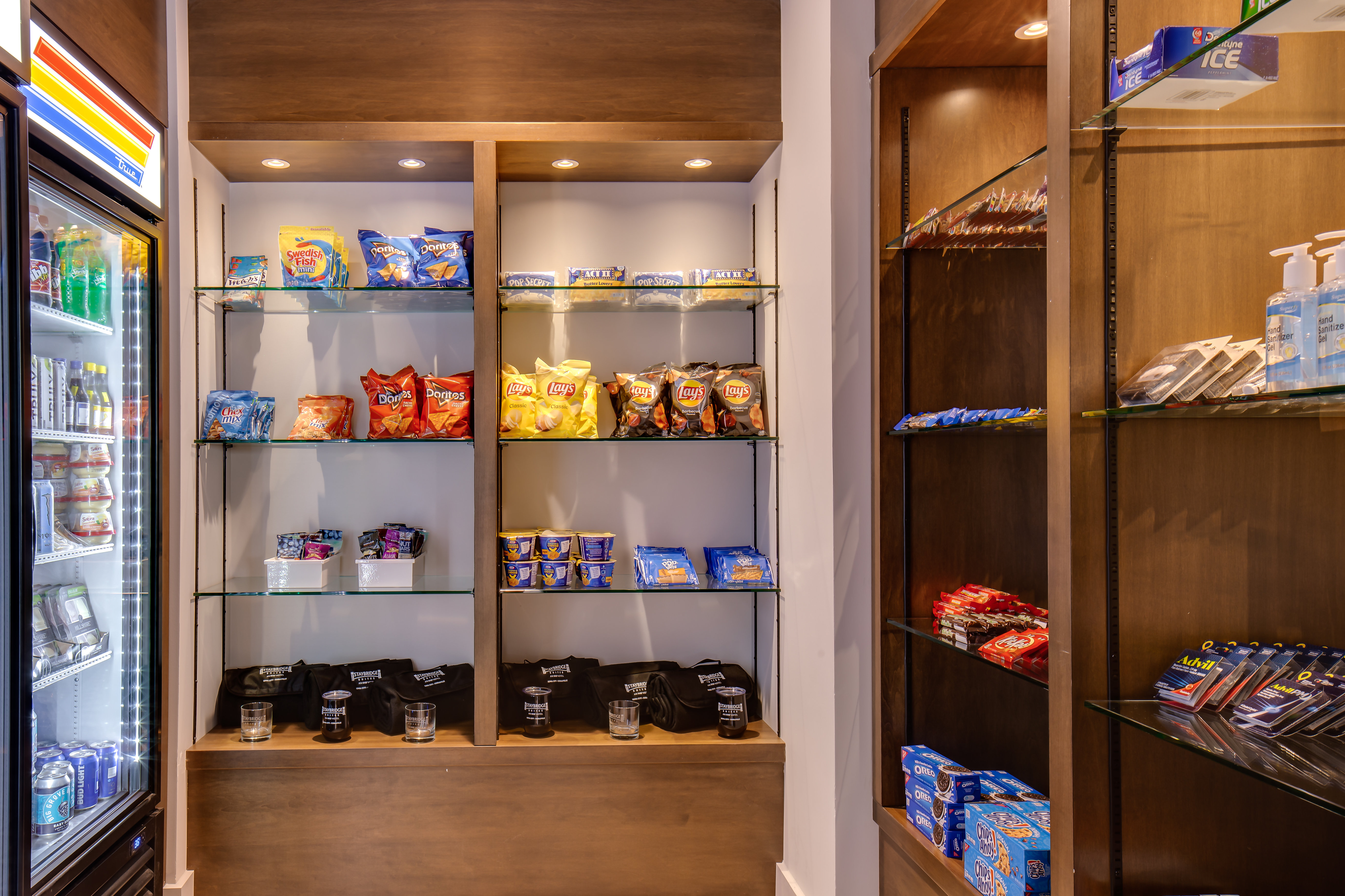 Staybridge Suites Iowa City Coralville 21/50