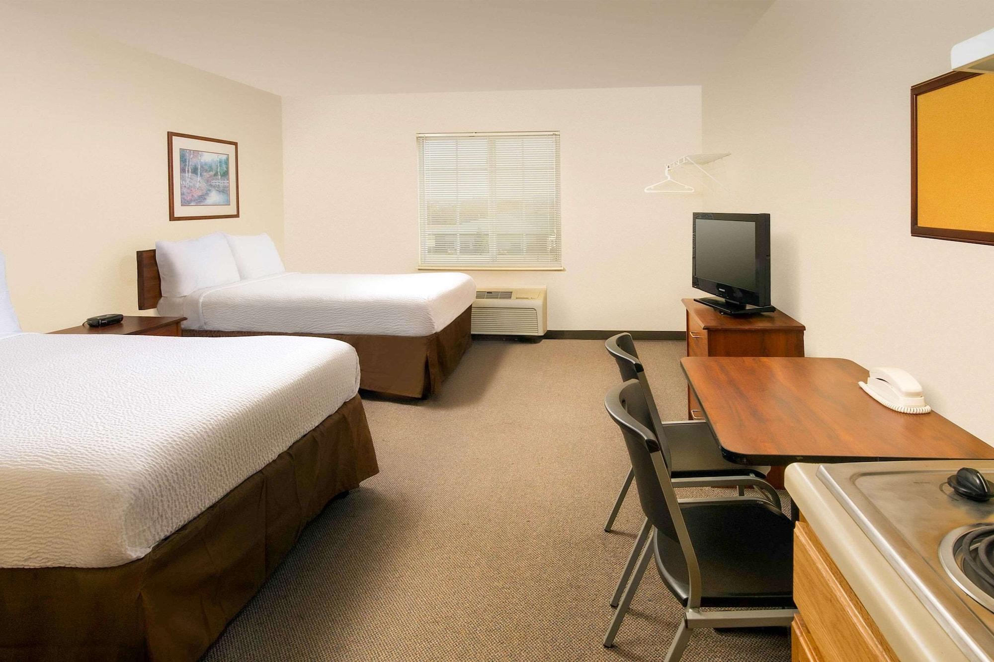 WoodSpring Suites Lincoln Northeast I-80 14/31