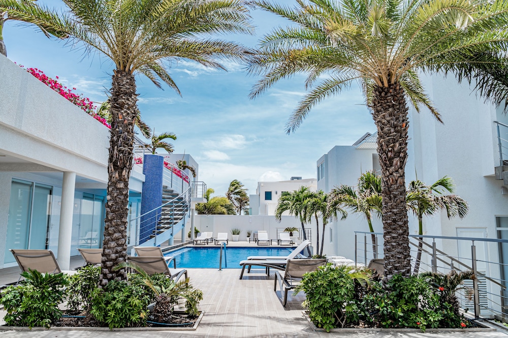 Ocean Z Boutique Hotel 46/50