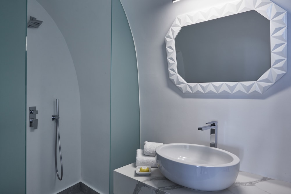 Canaves Elefas Villas 50/53