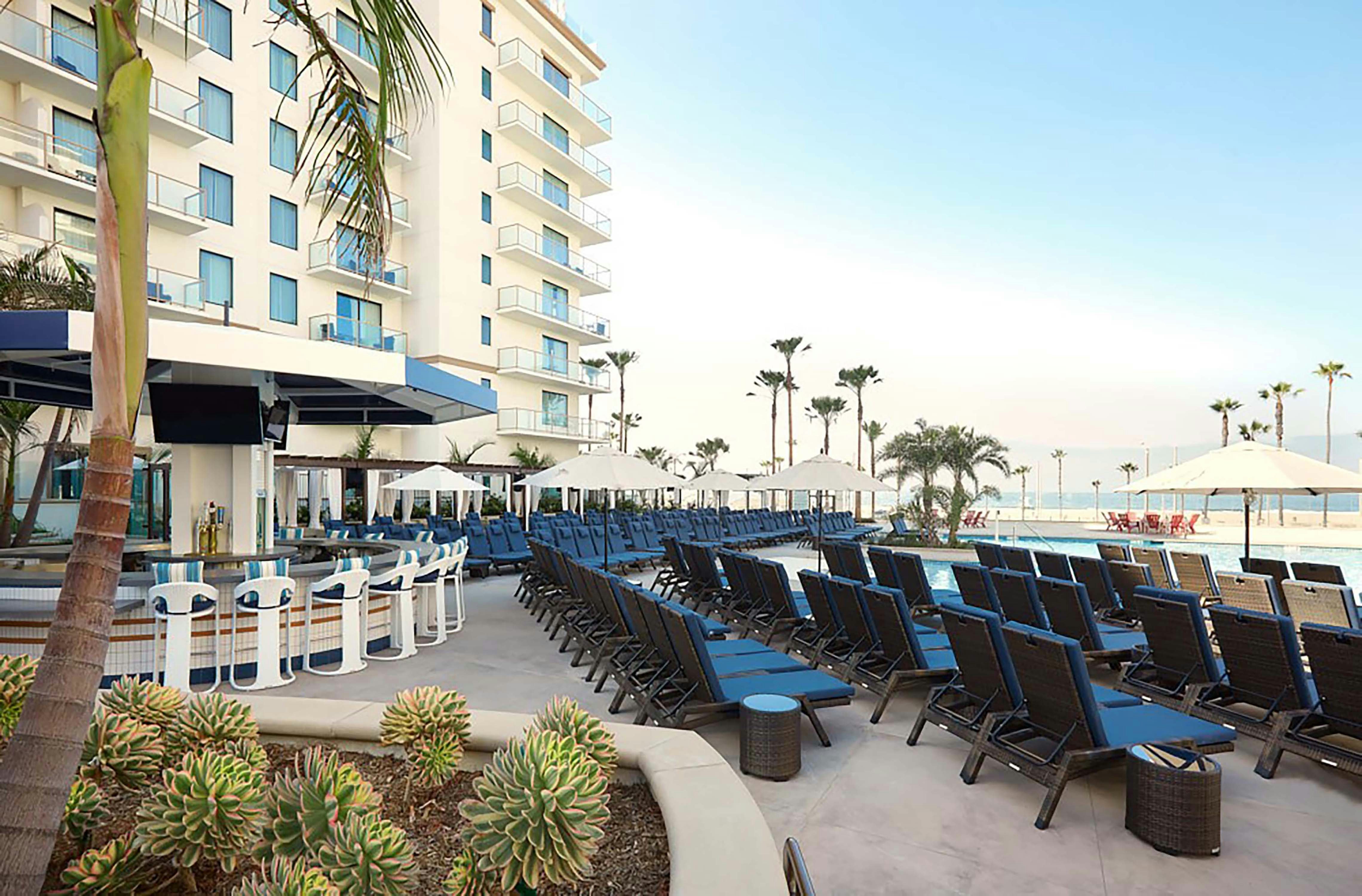 The Waterfront Beach Resort, a Hilton Hotel 73/77