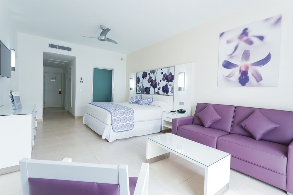 Hotel RIU Playacar All Inclusive 45/65