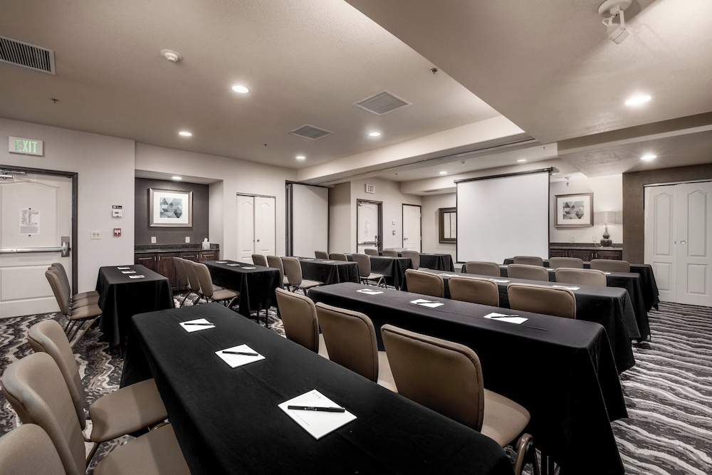 Staybridge Suites Salt Lake-West Valley City 58/70