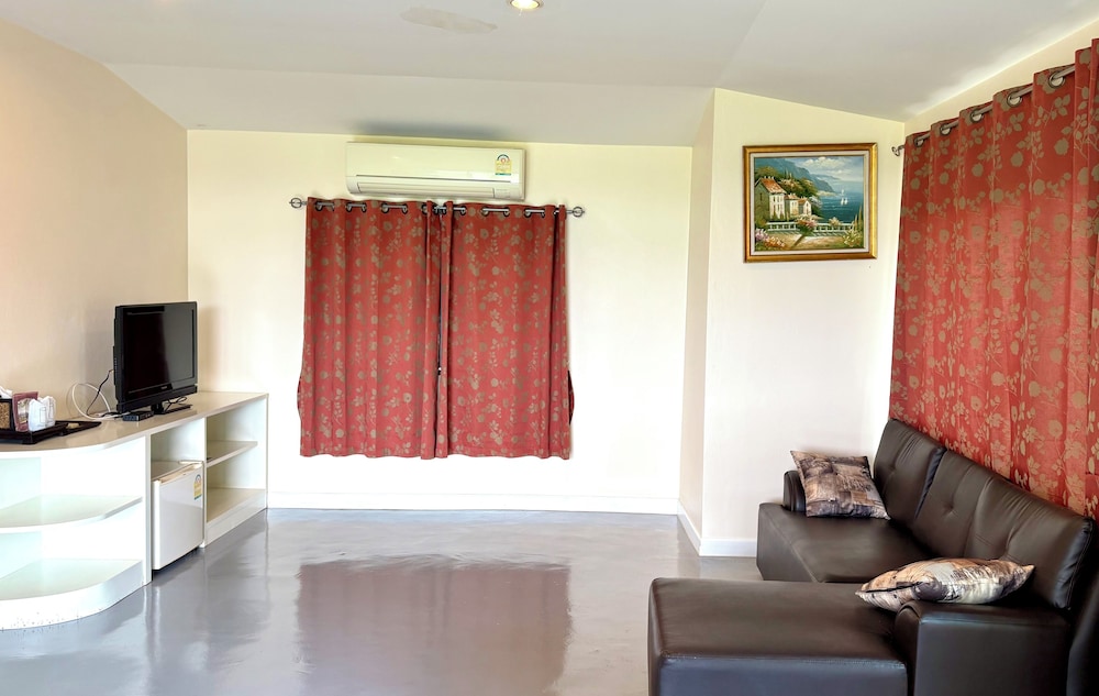 Phureenun Resort 30/50