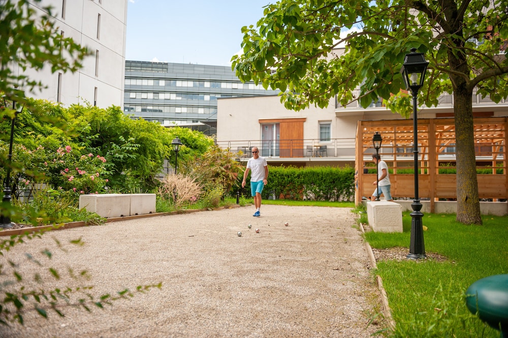 Privilodges Le Hub Grenoble 64/69