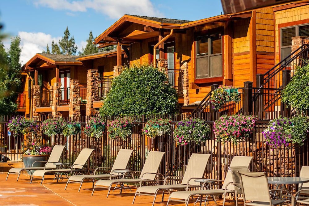 Cable Mountain Lodge 38/50