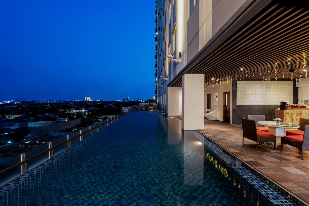 Swiss Belinn Manyar 47/75