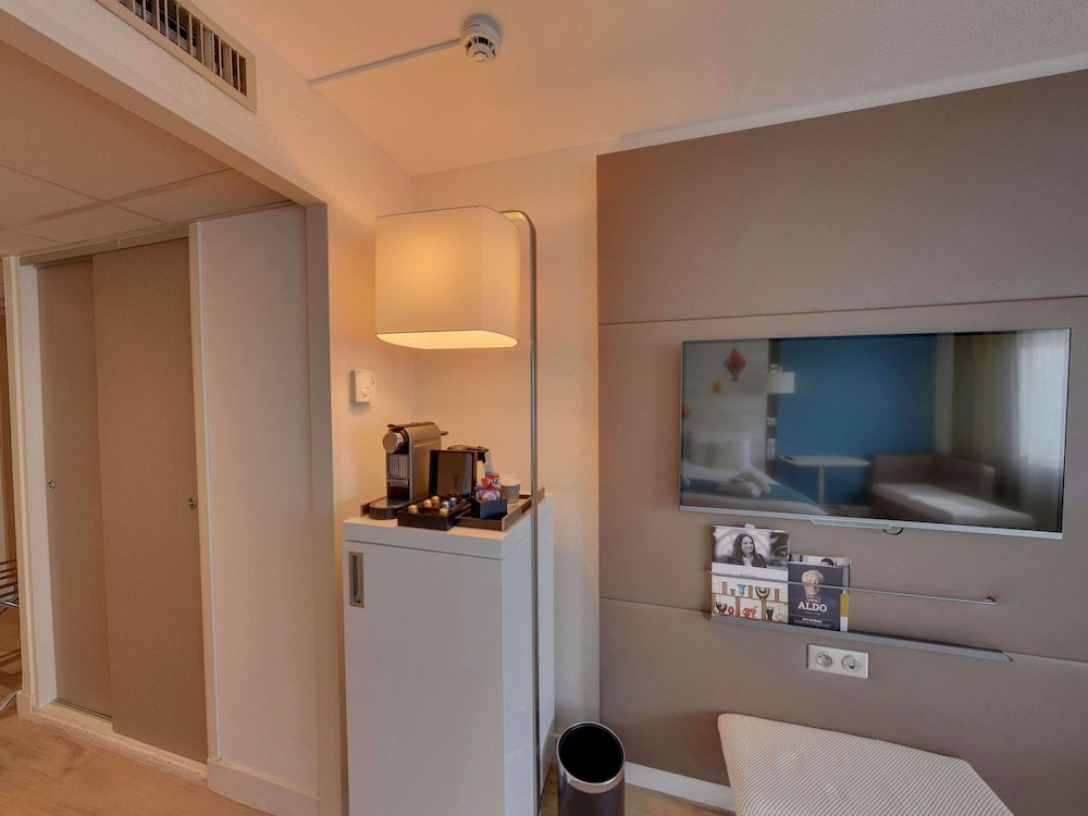Mercure Lorient Centre Hotel 23/68