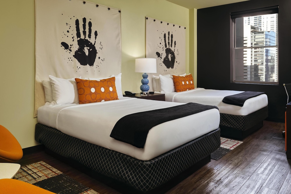 Suite, 2 Queen Beds