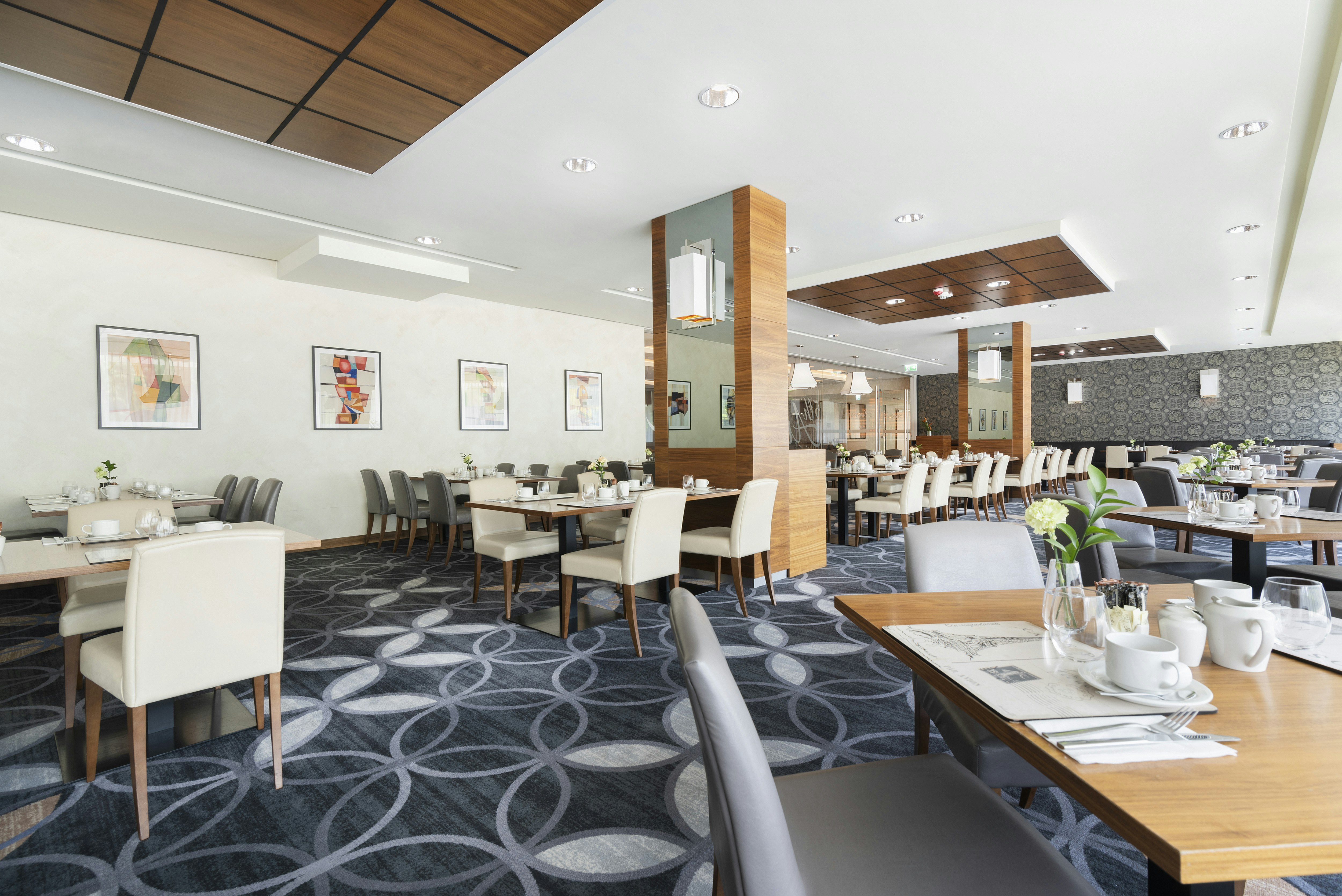 DoubleTree by Hilton Krakow Hotel & Convention Center 30/50