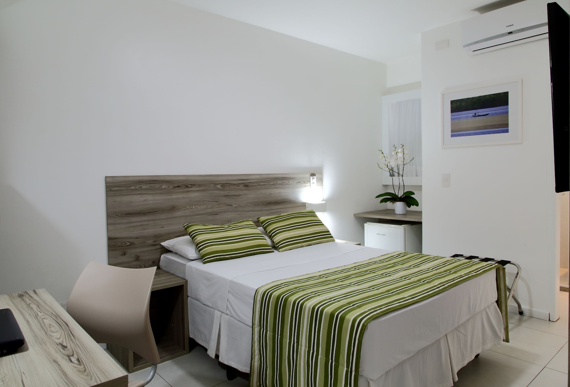 Premium Double Room + 1 Single Bed (no sea view) 1 double + 1 single، Hotel Praia Bonita Jatiuca 6/10