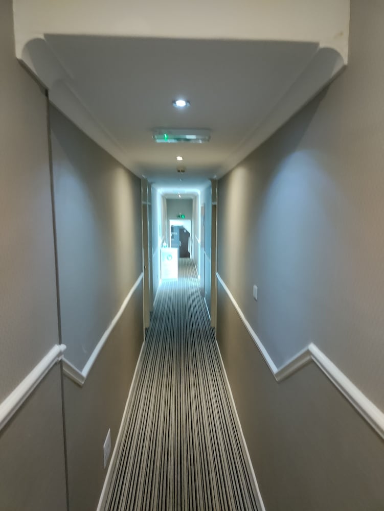 Torbay Court Hotel 2/38