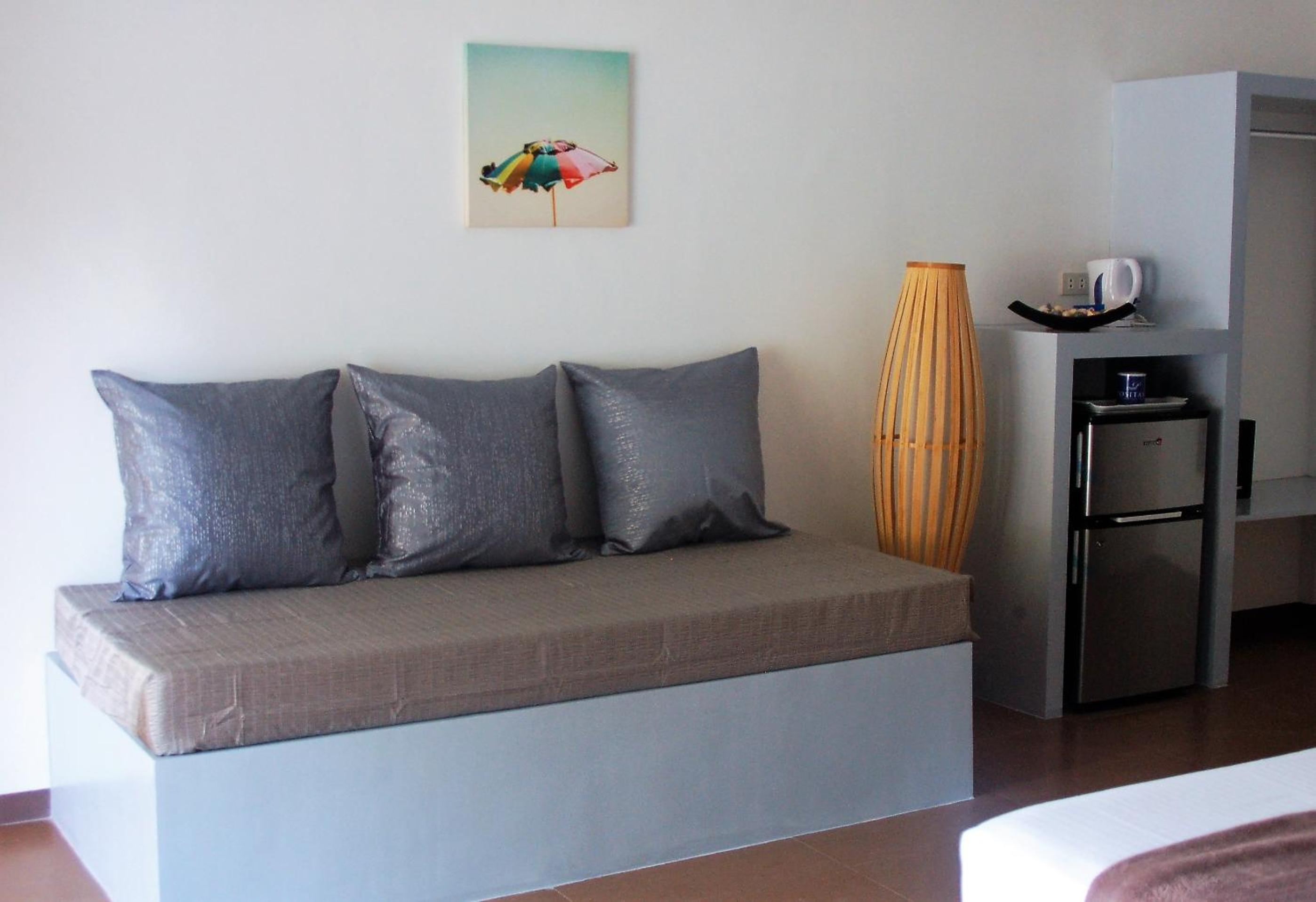 Positano Alona Beach Panglao 30/50