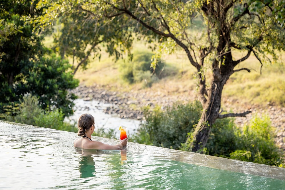 Becks Safari Lodge 37/77
