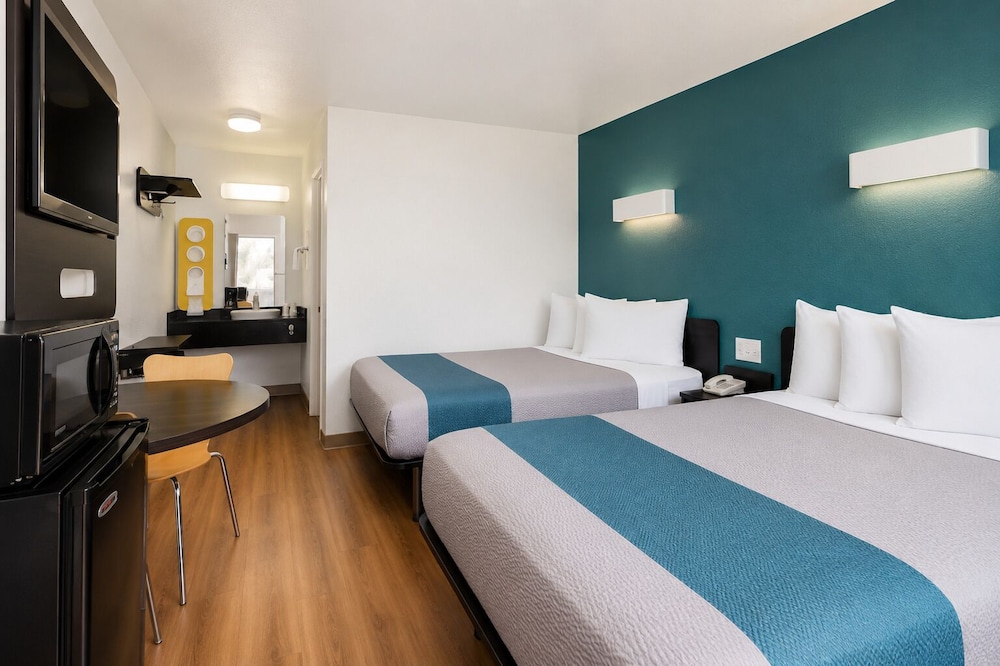 Motel6 Camarillo, CA 41/71