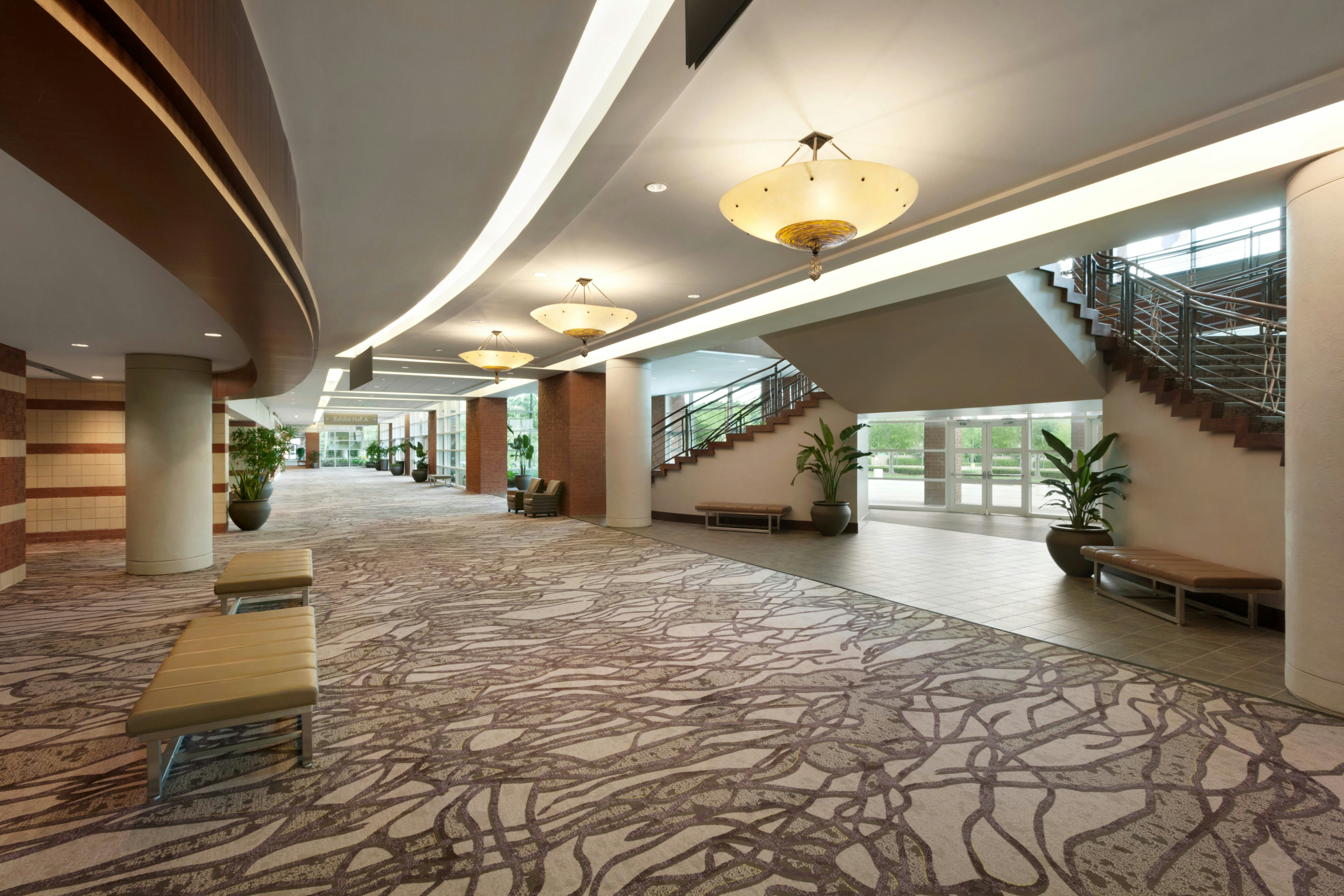 Embassy Suites by Hilton Charleston Airport Hotel and Convention Center 11/67