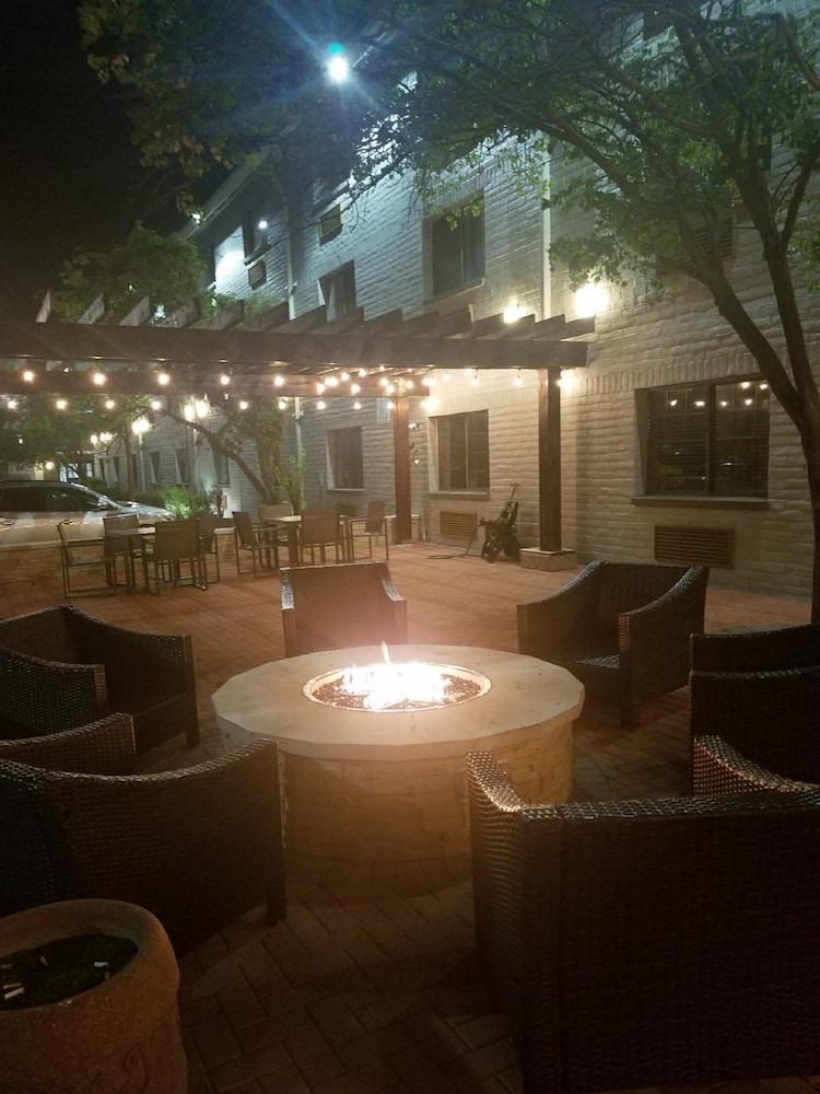 Country Inn & Suites By Radisson Hoffman Estates Il 6/31