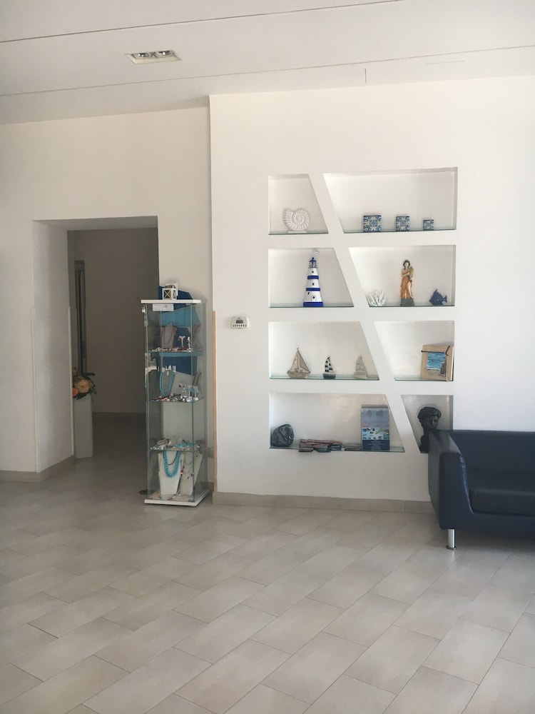 Hotel Giosue A Mare 42/50