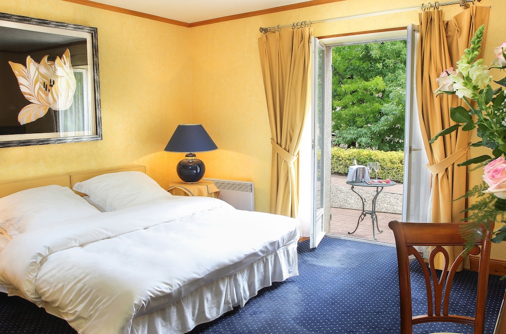 Domaine Et Golf De Vaugouard 5/50