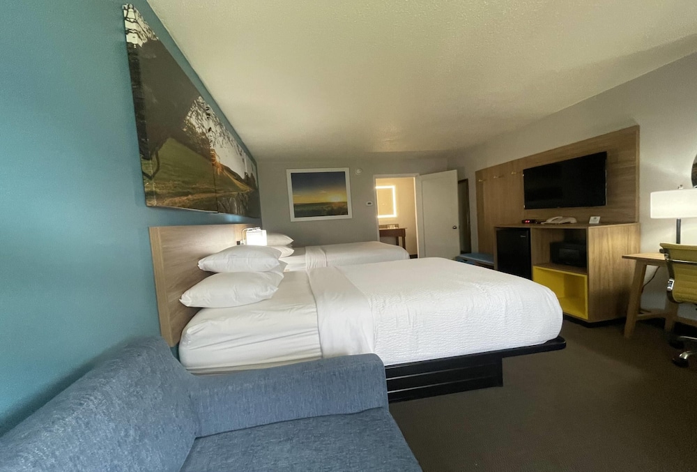 Days Inn And Suites By Wyndham York 11/28