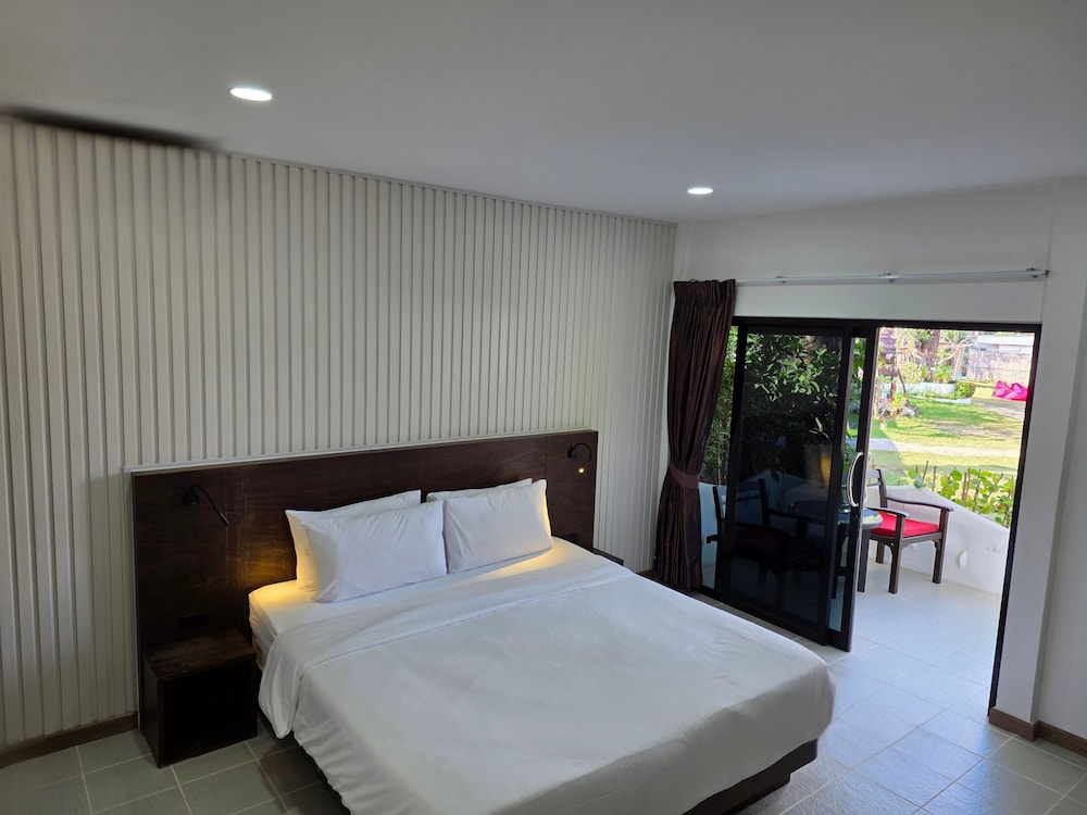 Samui Pier Beach Front Resort 36/80
