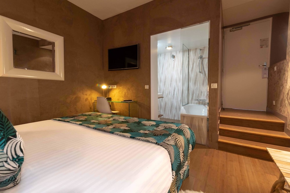 Makom Pereire Hotel 42/64