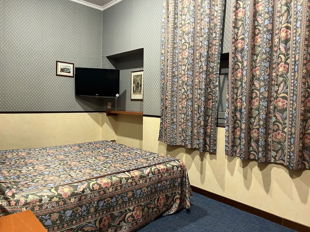 Hotel Garda Roma 51/60