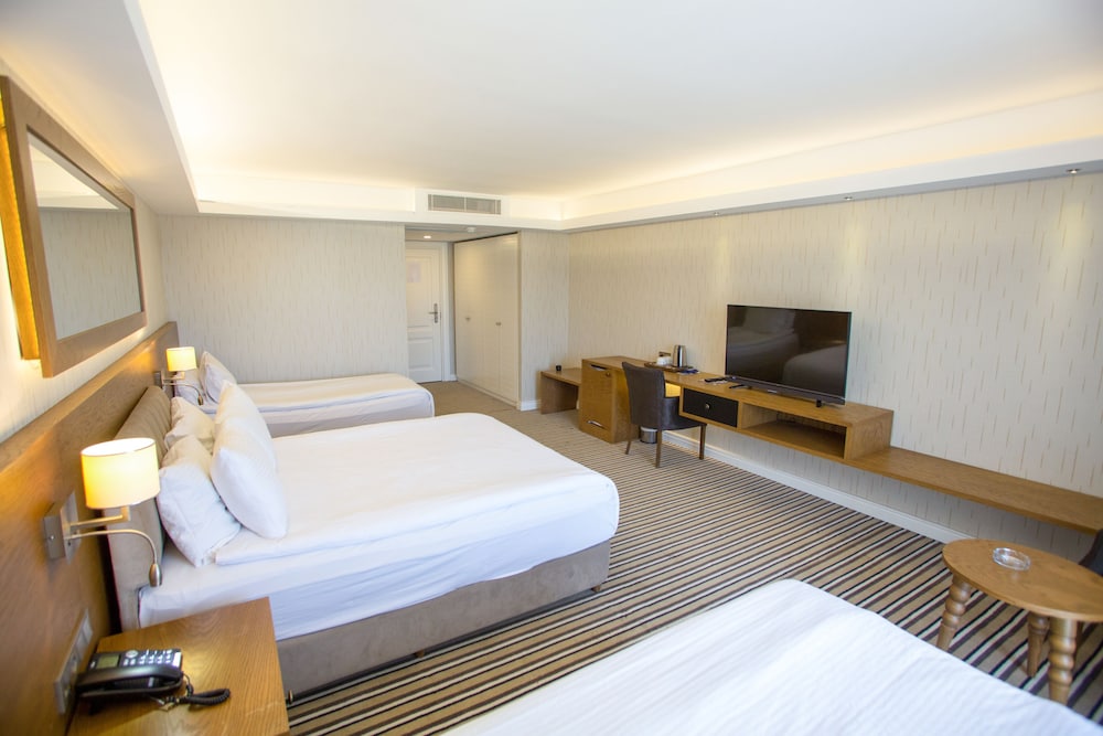 Aktug Hotel 17/50