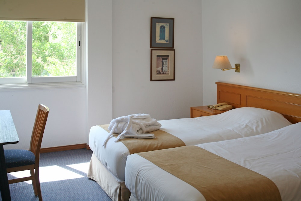 Chrielka Hotelsuites 9/43
