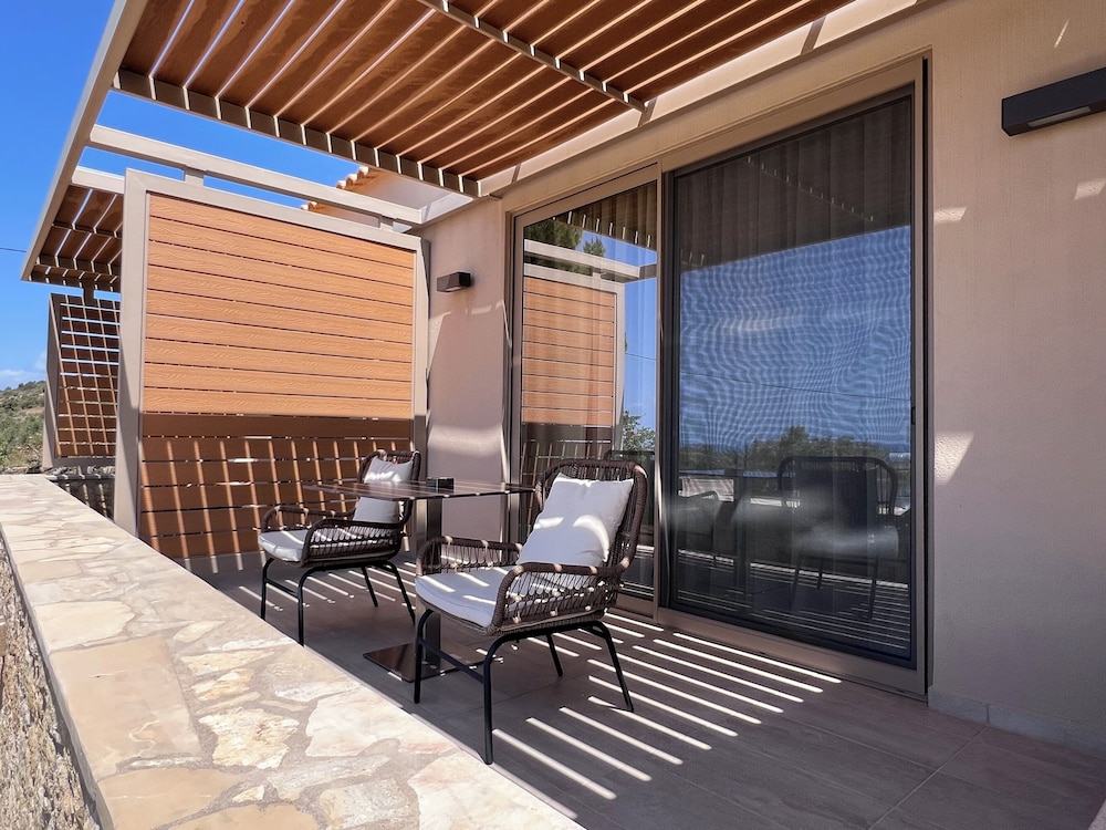 Anaxo Resort 35/69