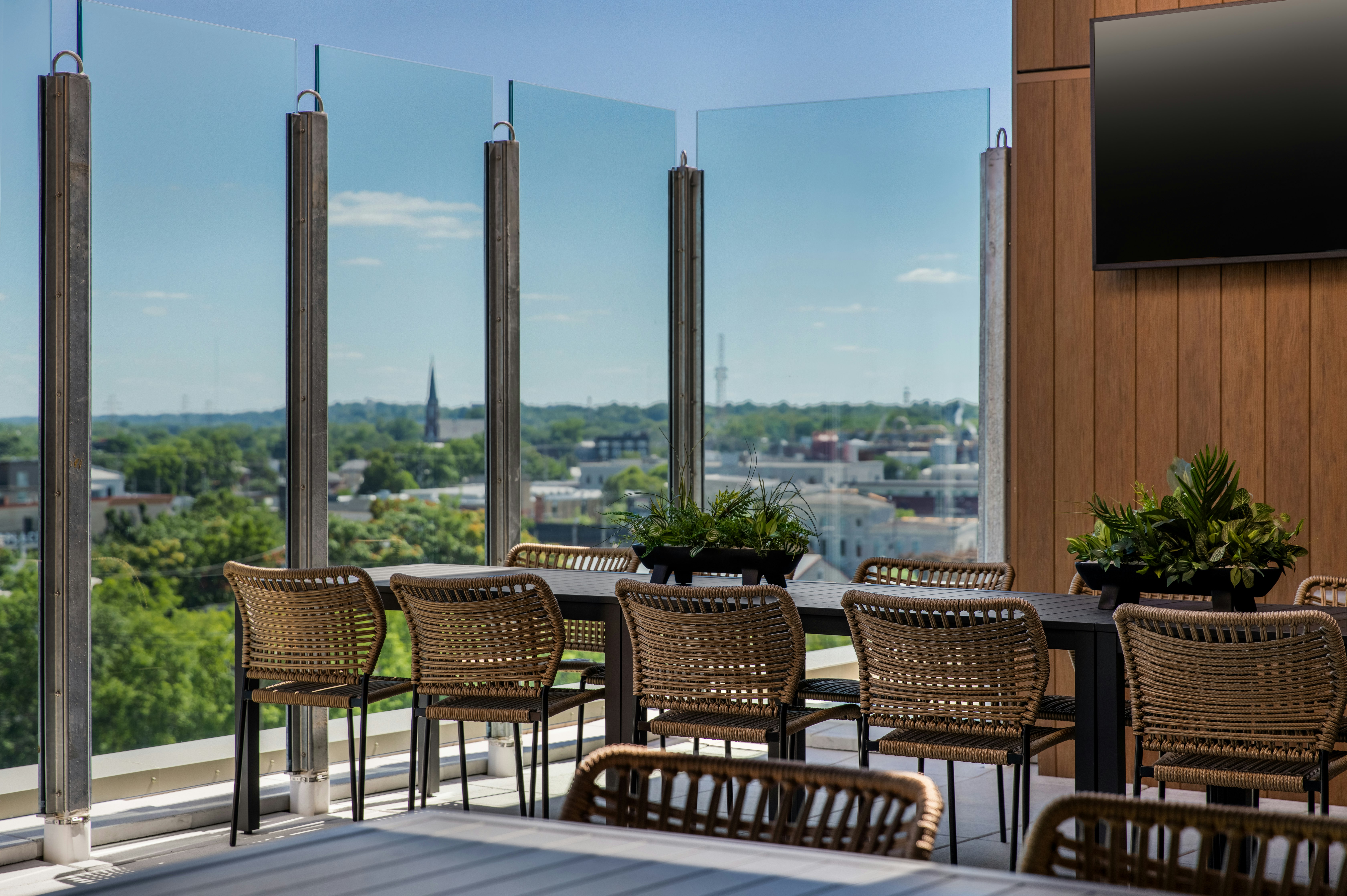 Tempo by Hilton Louisville Downtown NuLu 25/32