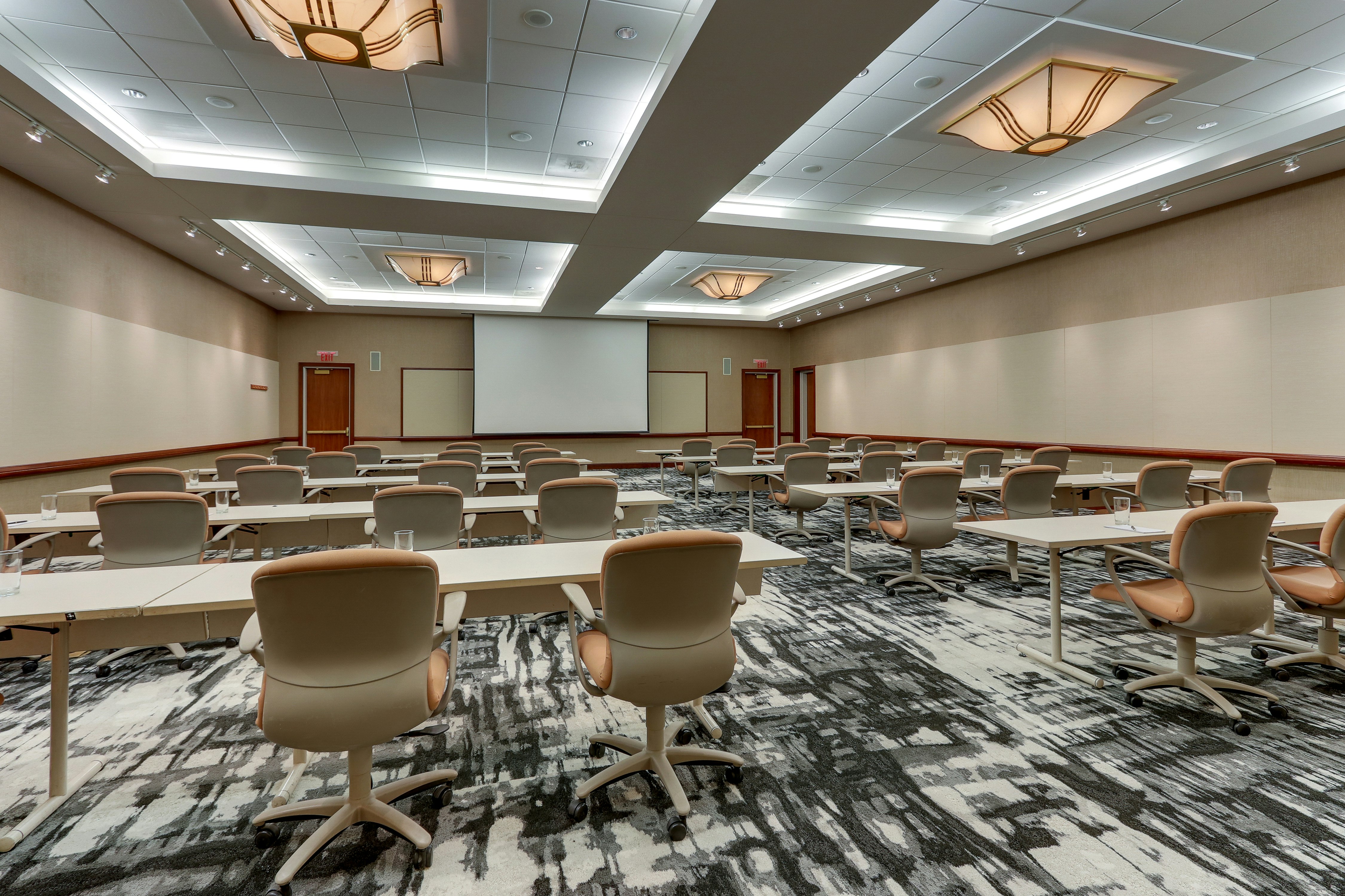 The Chattanoogan Hotel, Curio Collection by Hilton 66/73