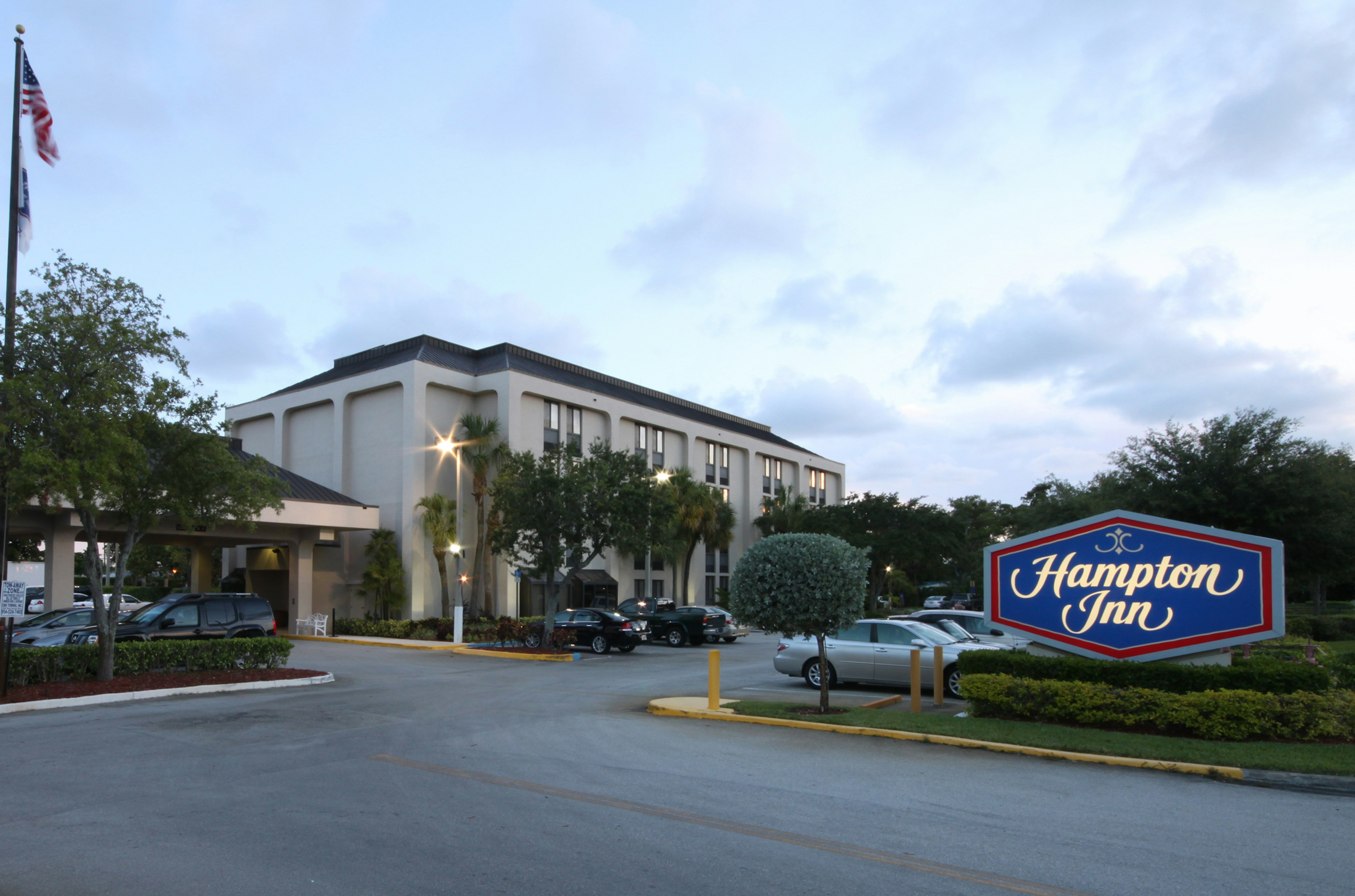 Hampton Inn Ft Lauderdale-Cypress Creek 27/30