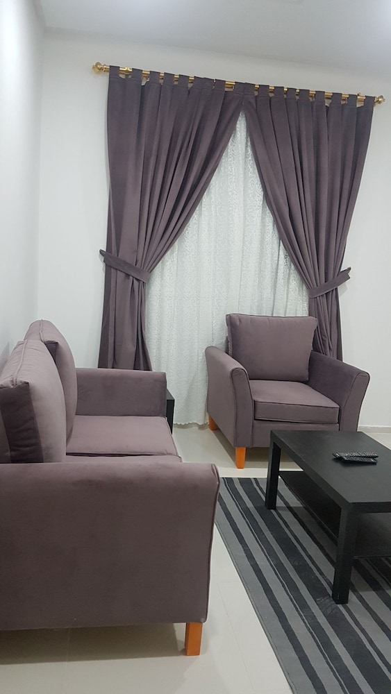 Magic Suite Sabah Al Salem 15/35