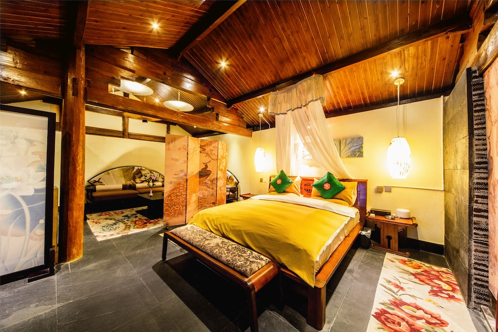 Lijiang Wengjia Dayuan 28/45