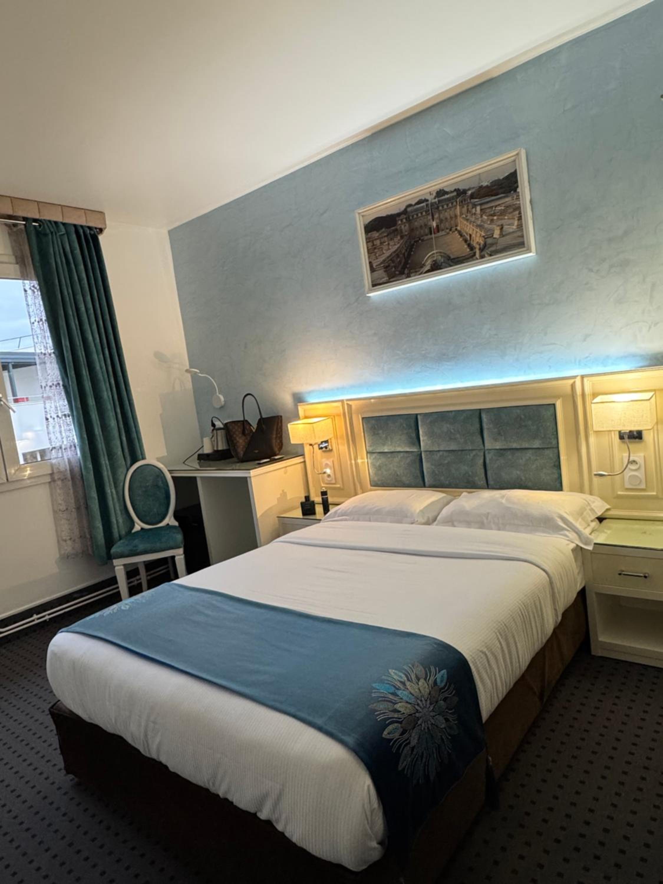 Hotel Grand Paris 13/40