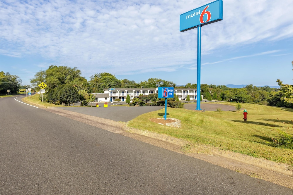 Motel6 Culpeper, VA 36/52