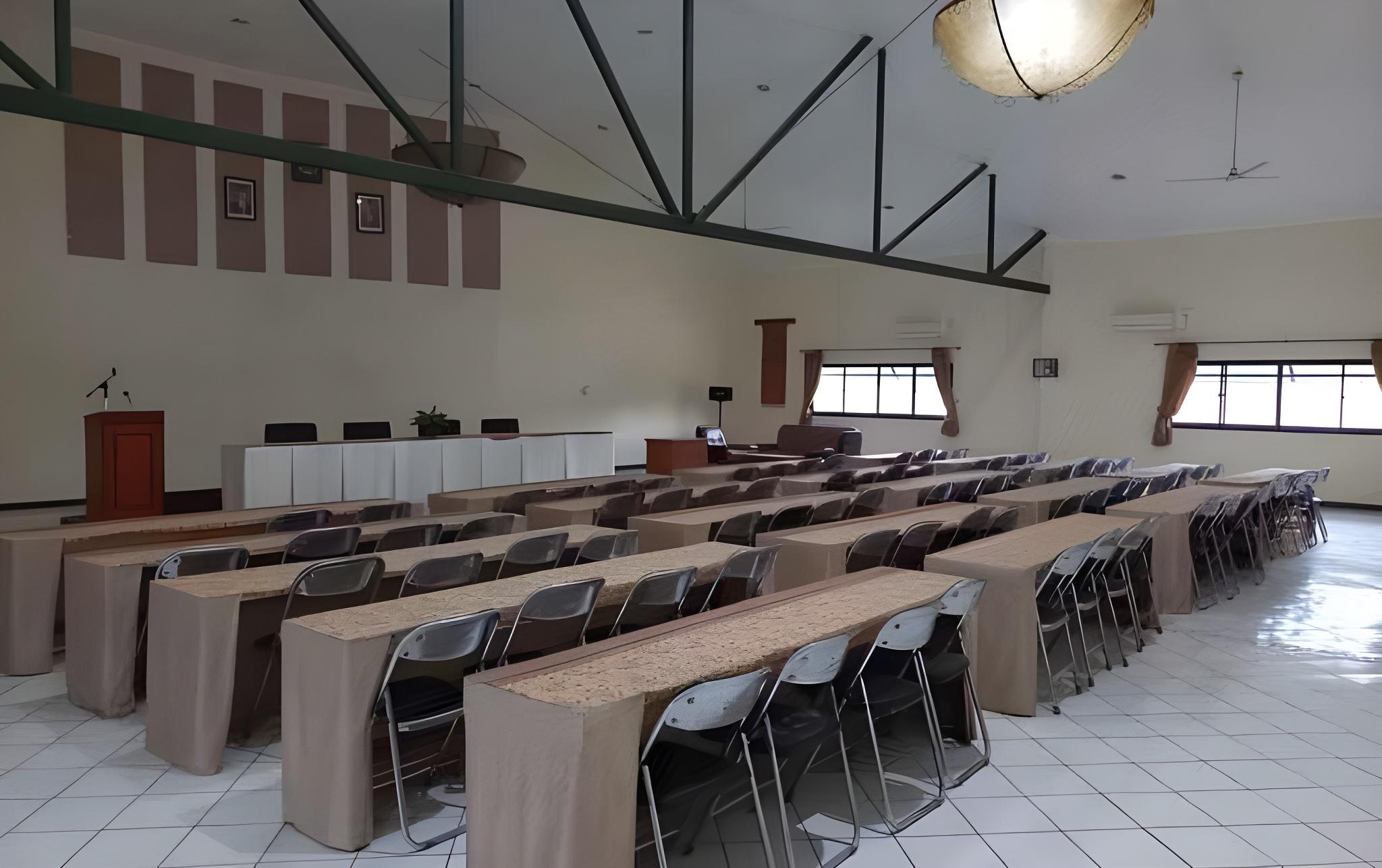 Hotel Augusta Bandung 17/18